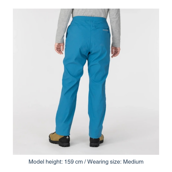 Versatility in motion: The O.D. Light Plain Pants combine a 2-way stretch fit with a durable water-repellent finish, making them the perfect choice for everything from mountain trails to city streets.
