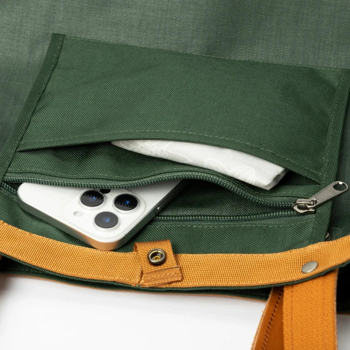 Montbell Rambler Tote interior pockets