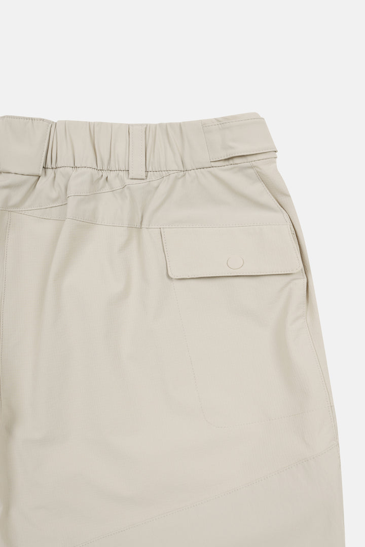 Kolon Sport Women's WIGO Light Regular Fit Shorts in L/Beige — view 6
