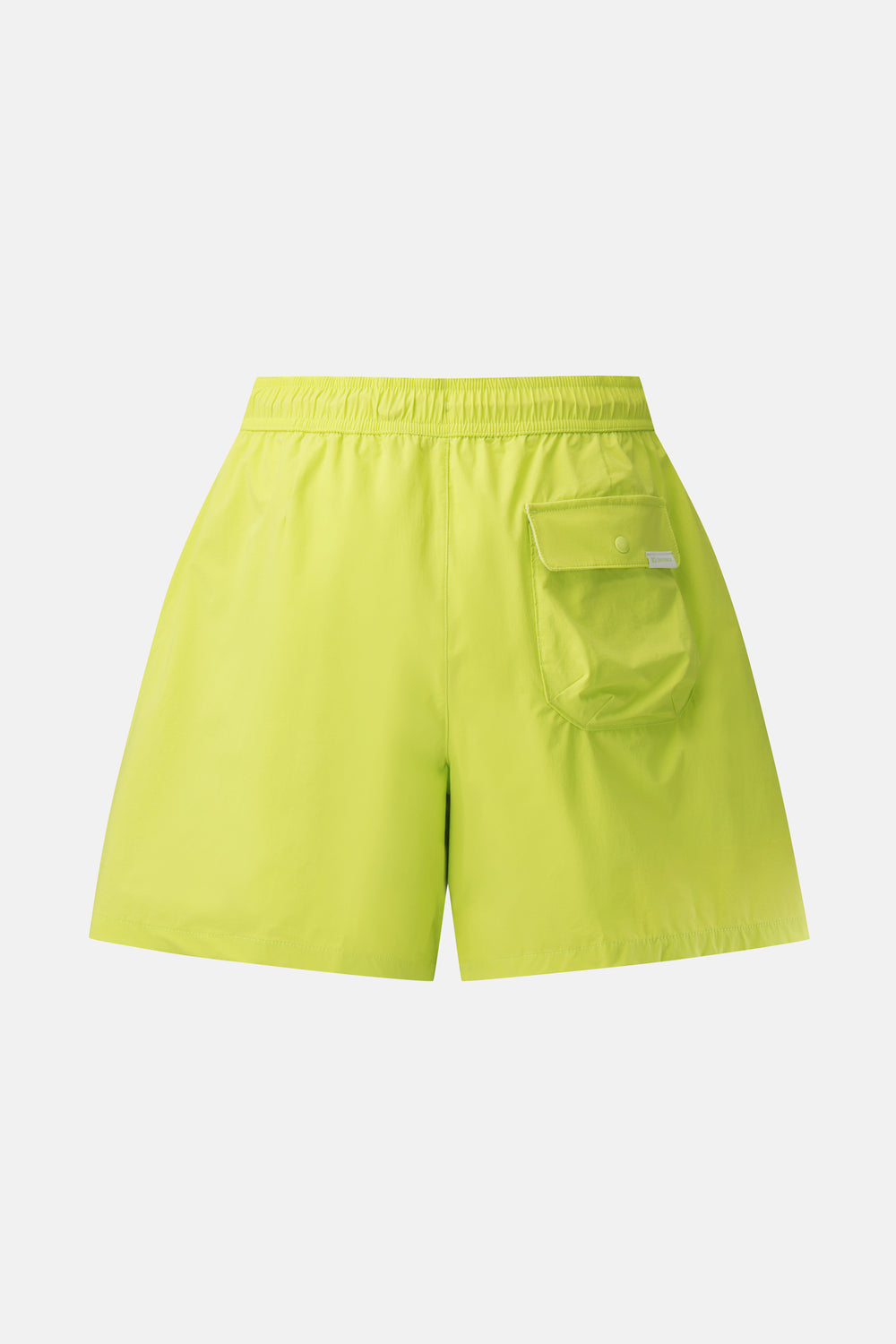 Kolon Sport Women’S Daypack Wide Fit Shorts in Apple — front view