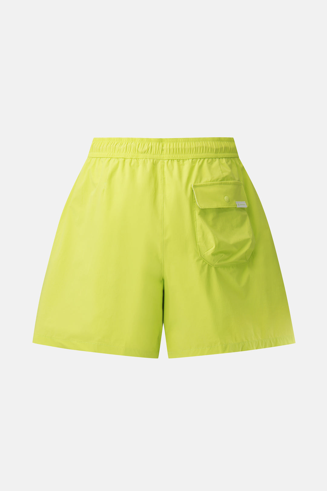 Kolon Sport Women’S Daypack Wide Fit Shorts in Apple — front view