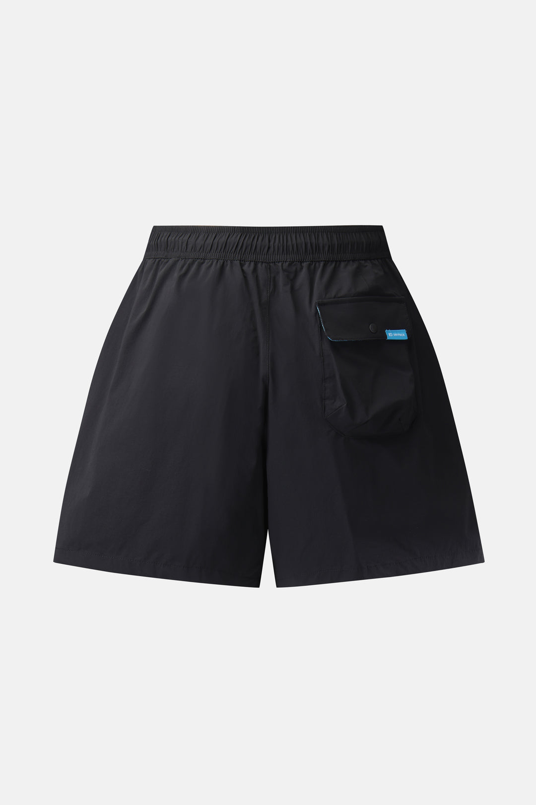 Kolon Sport Women’S Daypack Wide Fit Shorts in Black — front view