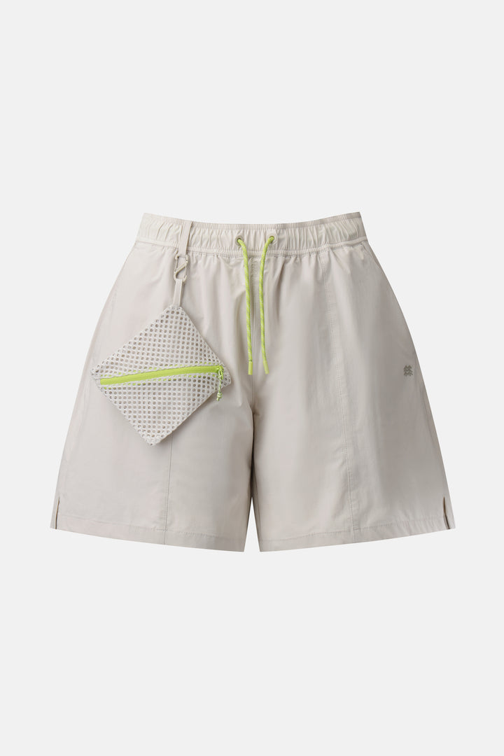 Kolon Sport Women’S Daypack Wide Fit Shorts in L/Beige — back view