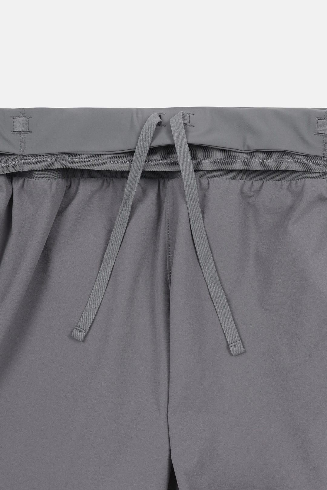 Kolon Sport Trail Running Women's Storage Shorts in Gray — detail