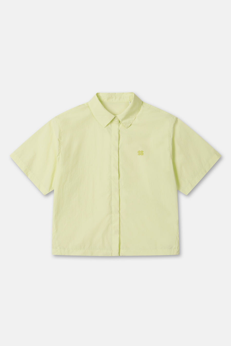 Kolon Sport Women’S Daypack Cropped Short Sleeve Shirt in L/Apple — hero shot
