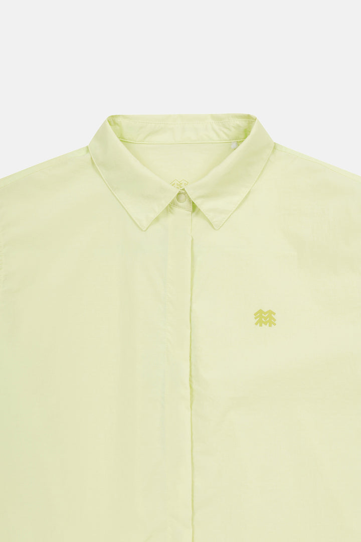 Kolon Sport Women’S Daypack Cropped Short Sleeve Shirt in L/Apple — back view