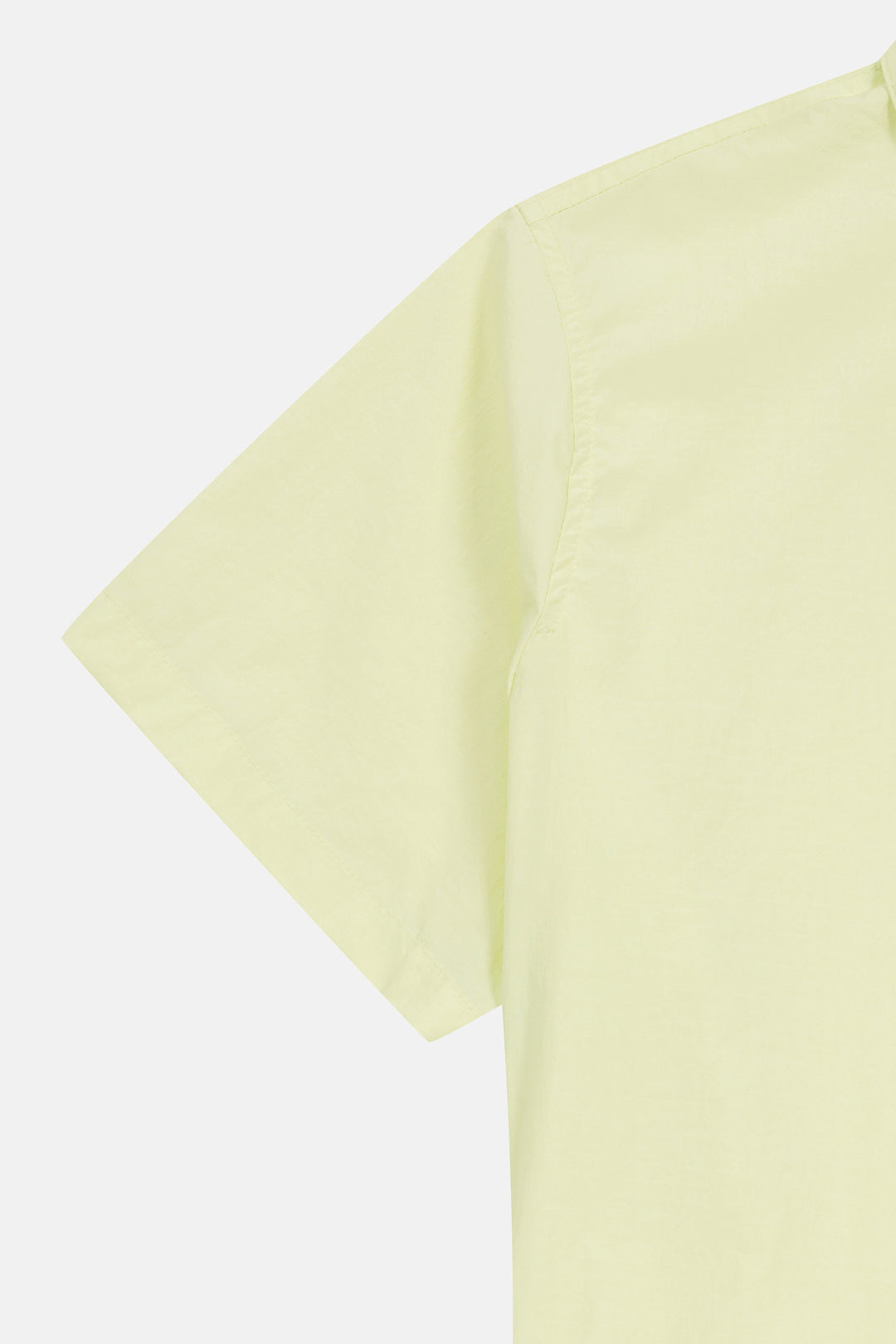 Kolon Sport Women’S Daypack Cropped Short Sleeve Shirt in L/Apple — detail