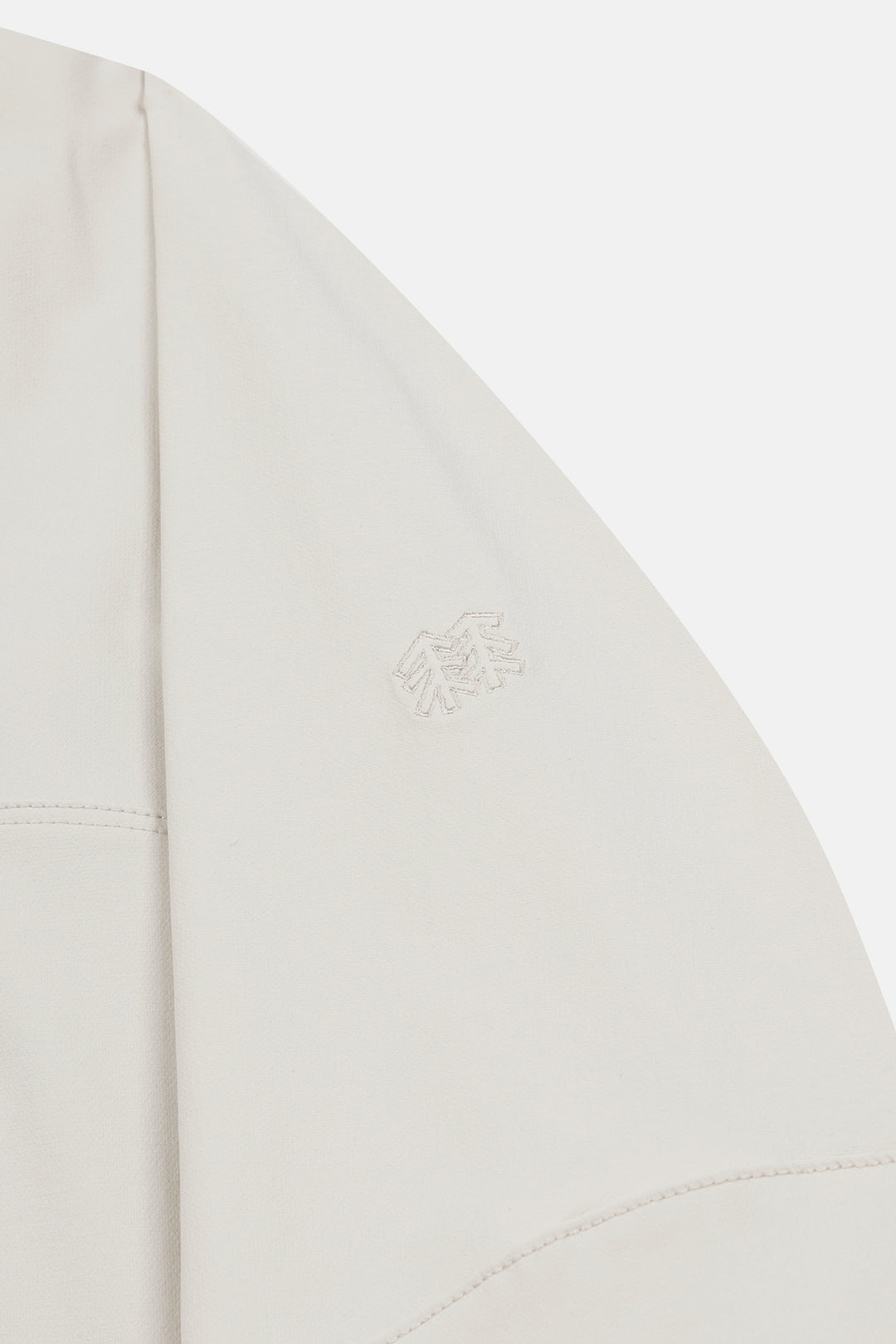 Kolon Sport Women's Woven Long Sleeve Anorak — TVTBS26412GRI_LZ4
