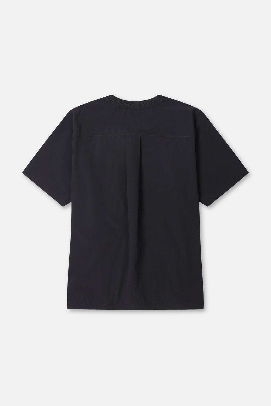 Kolon Sport Daypack Loose Fit Short Sleeve T-Shirt in Black — front view