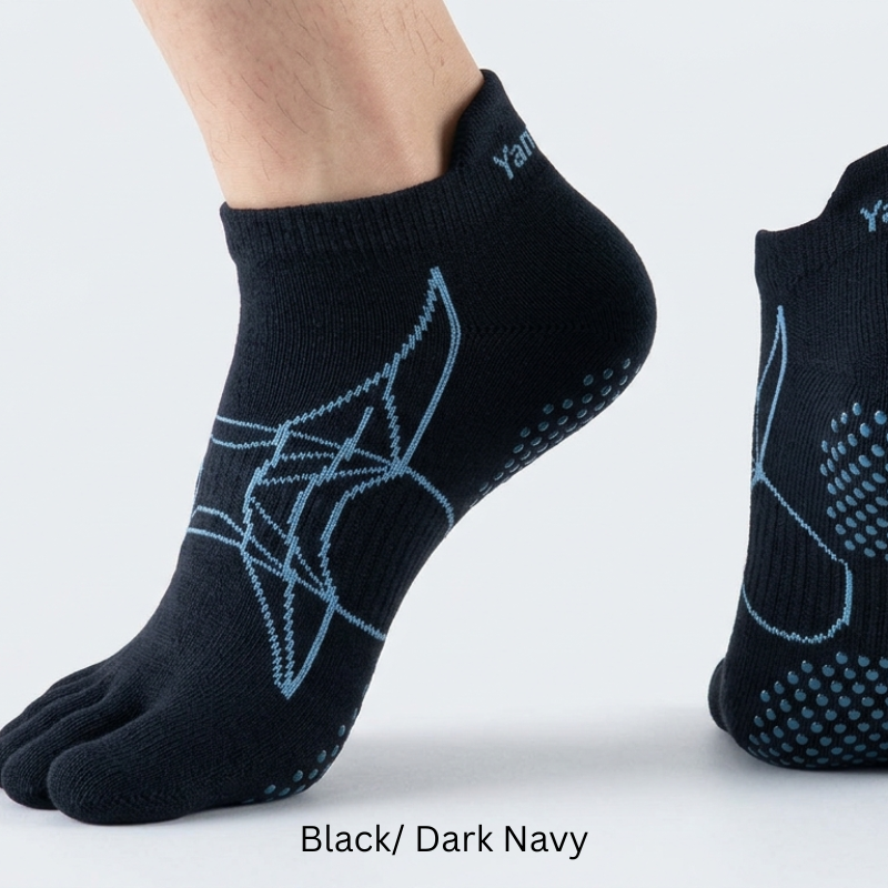 Yamatune Spider Arch 5-Toe Socks showcasing the breathable mesh knit and anatomical individual toe separation design.