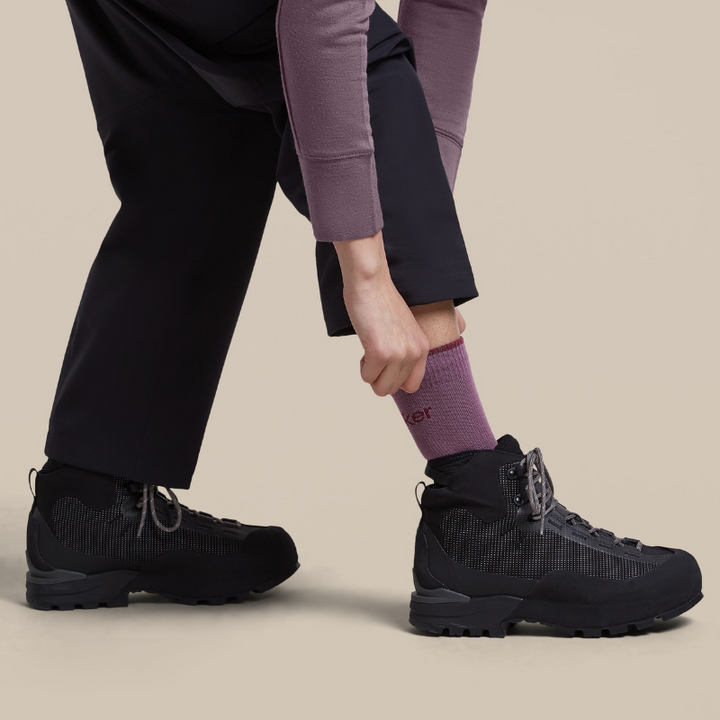 icebreaker Merino Women's Hike+ Light Crew Socks