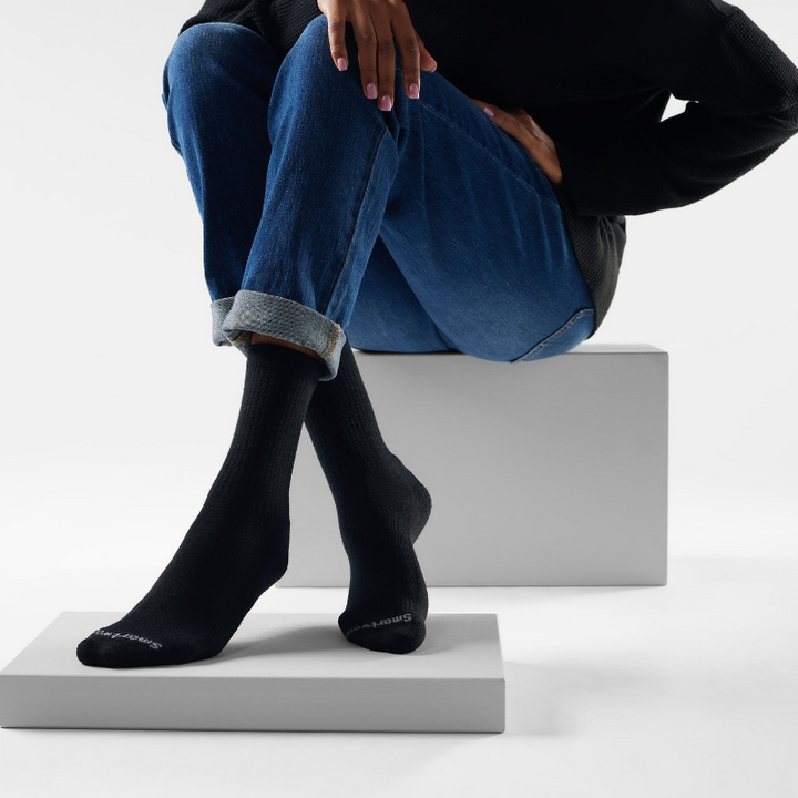 Smartwool Unisex Everyday Solid Rib Crew Socks - Deep Navy